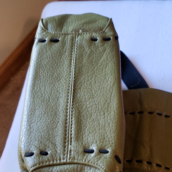 Womens vegan crossbody - Picture 7 of 8